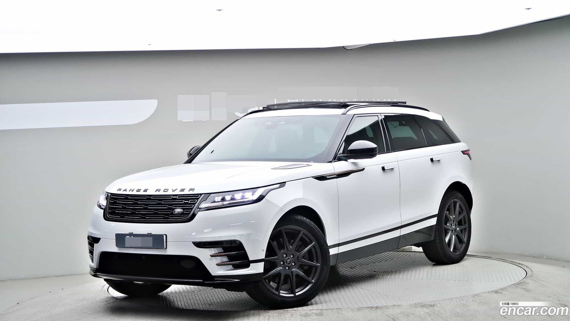 Range Rover Velar Land Rover 2024.9-OUTER-001