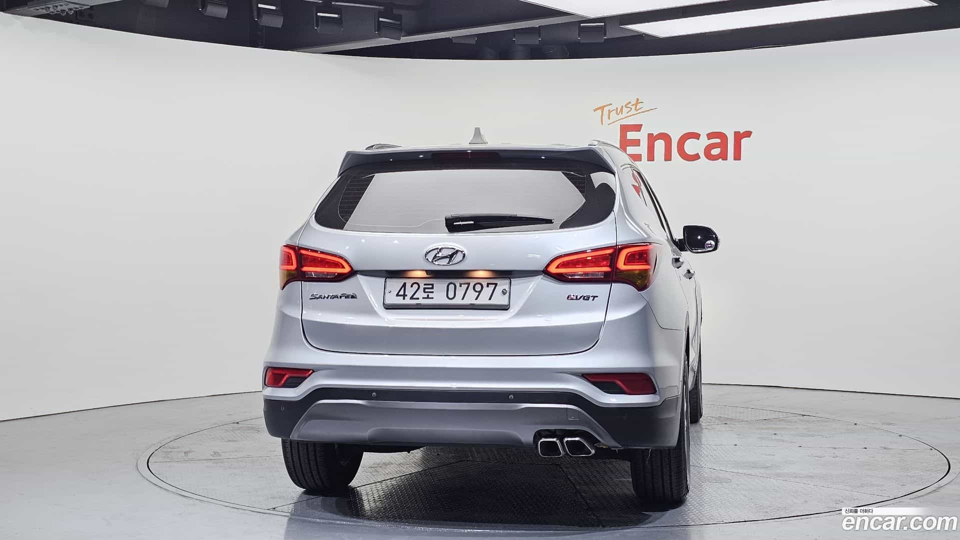Santafe Hyundai 2016.1-OUTER-004