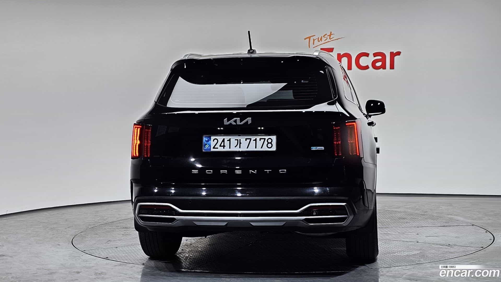 Sorento Kia 2022.1-OUTER-004