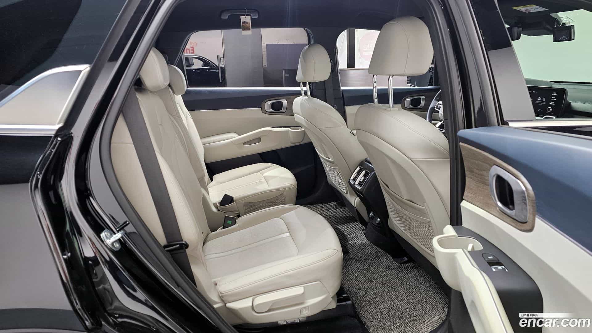 Sorento Kia 2022.1-OPTION-016