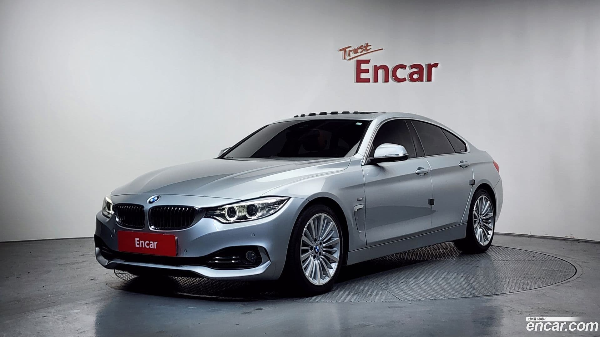 Main__Slider__Photo:4-Series BMW 2016.11-0