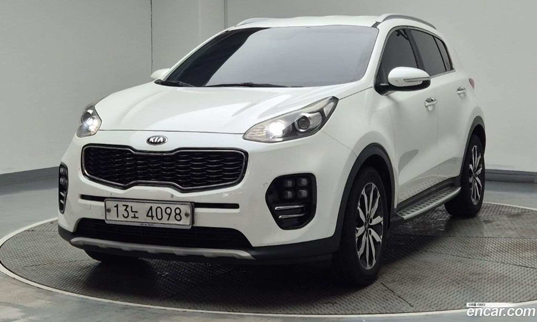 Main__Slider__Photo:Sportage Kia 2017.3-0