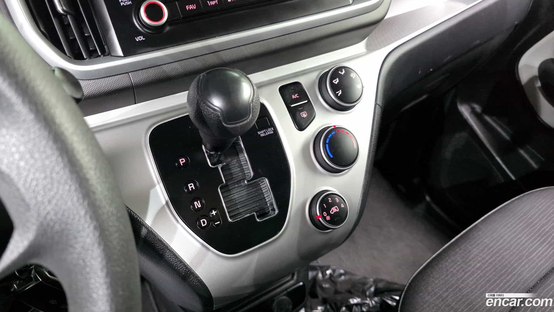 RAY Kia 2022.8-INNER-009
