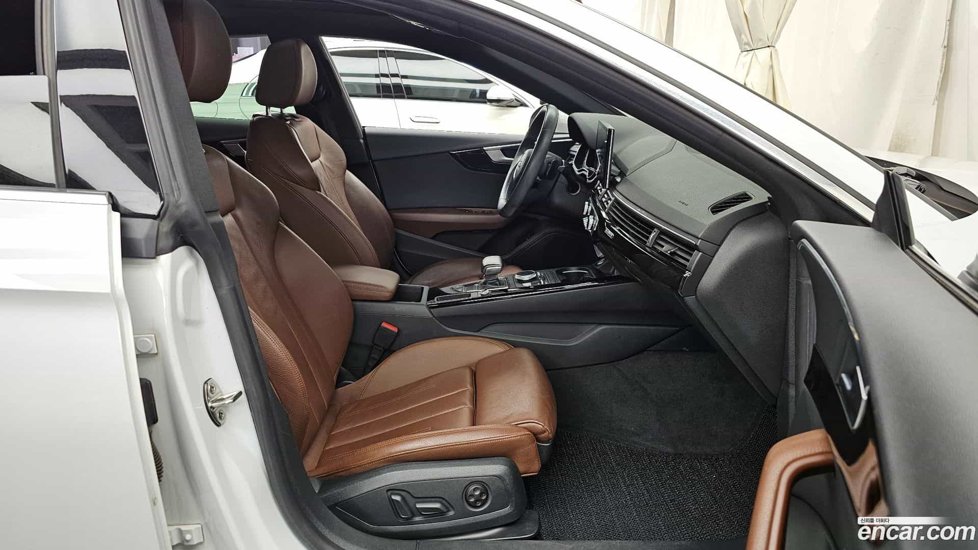 A5 Audi 2019.8-OPTION-015