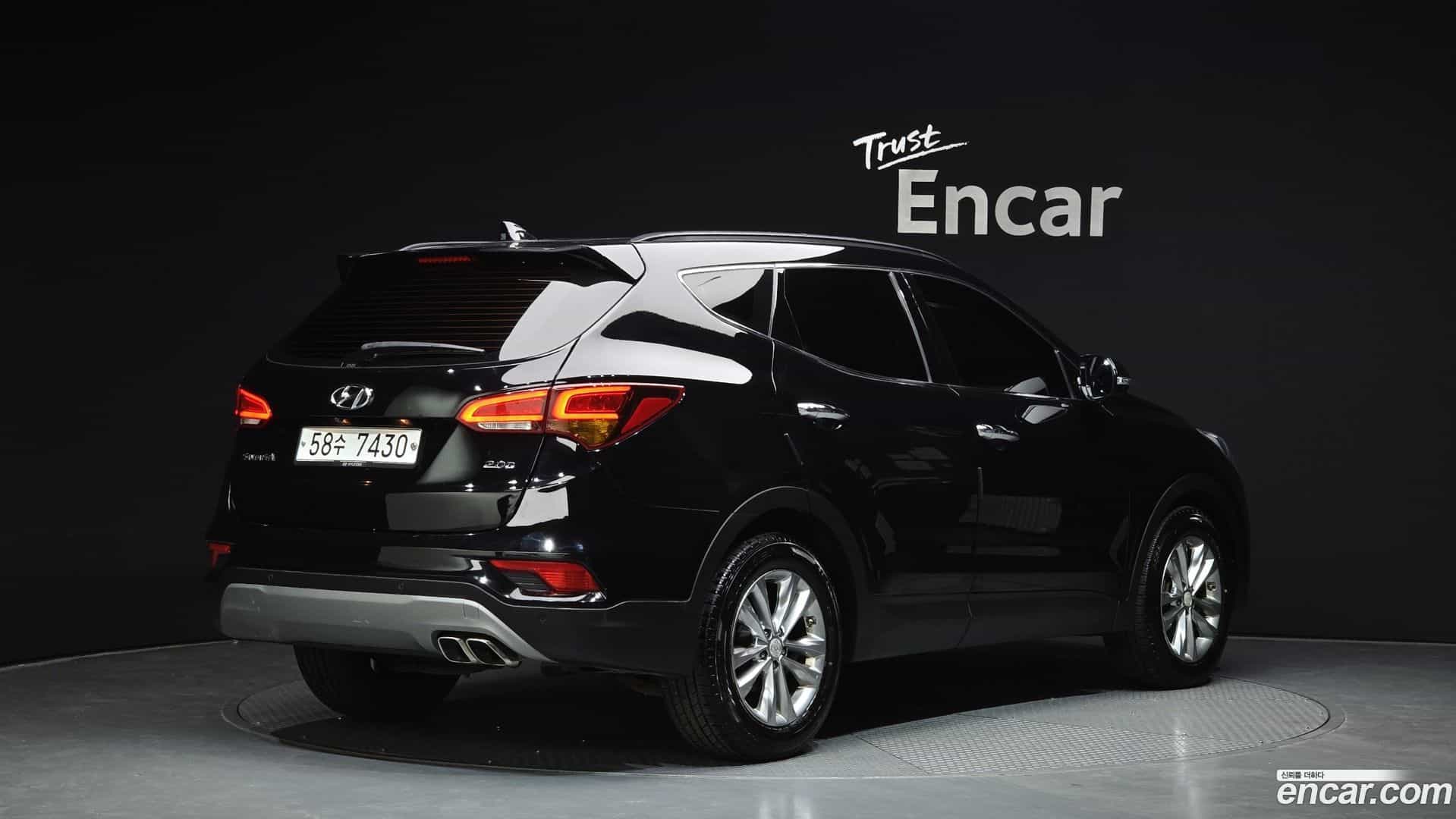 Santafe Hyundai 2017.5-OUTER-002