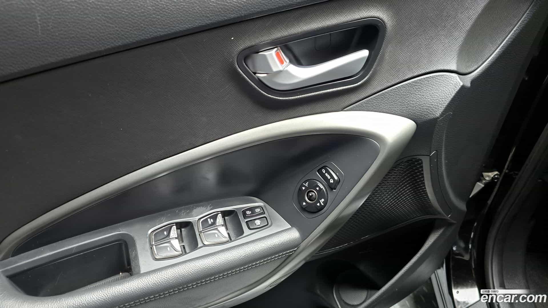 Santafe Hyundai 2017.5-OPTION-022