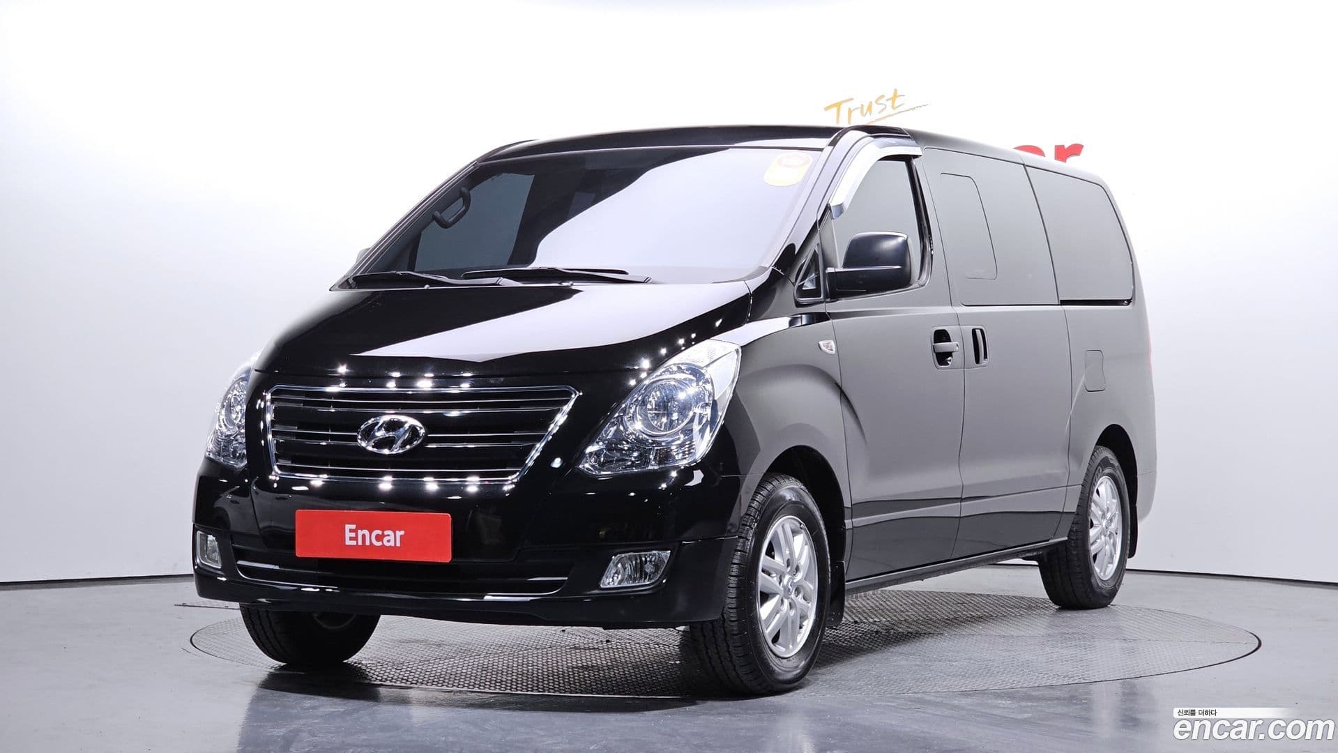 Main__Slider__Photo:Starex Hyundai 2016.3-0