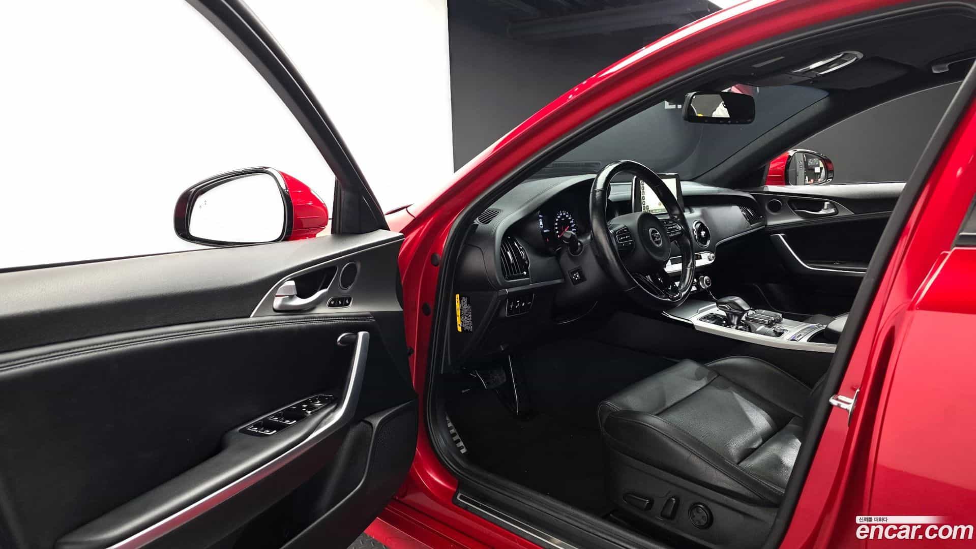 Stinger Kia 2018.7-OPTION-015
