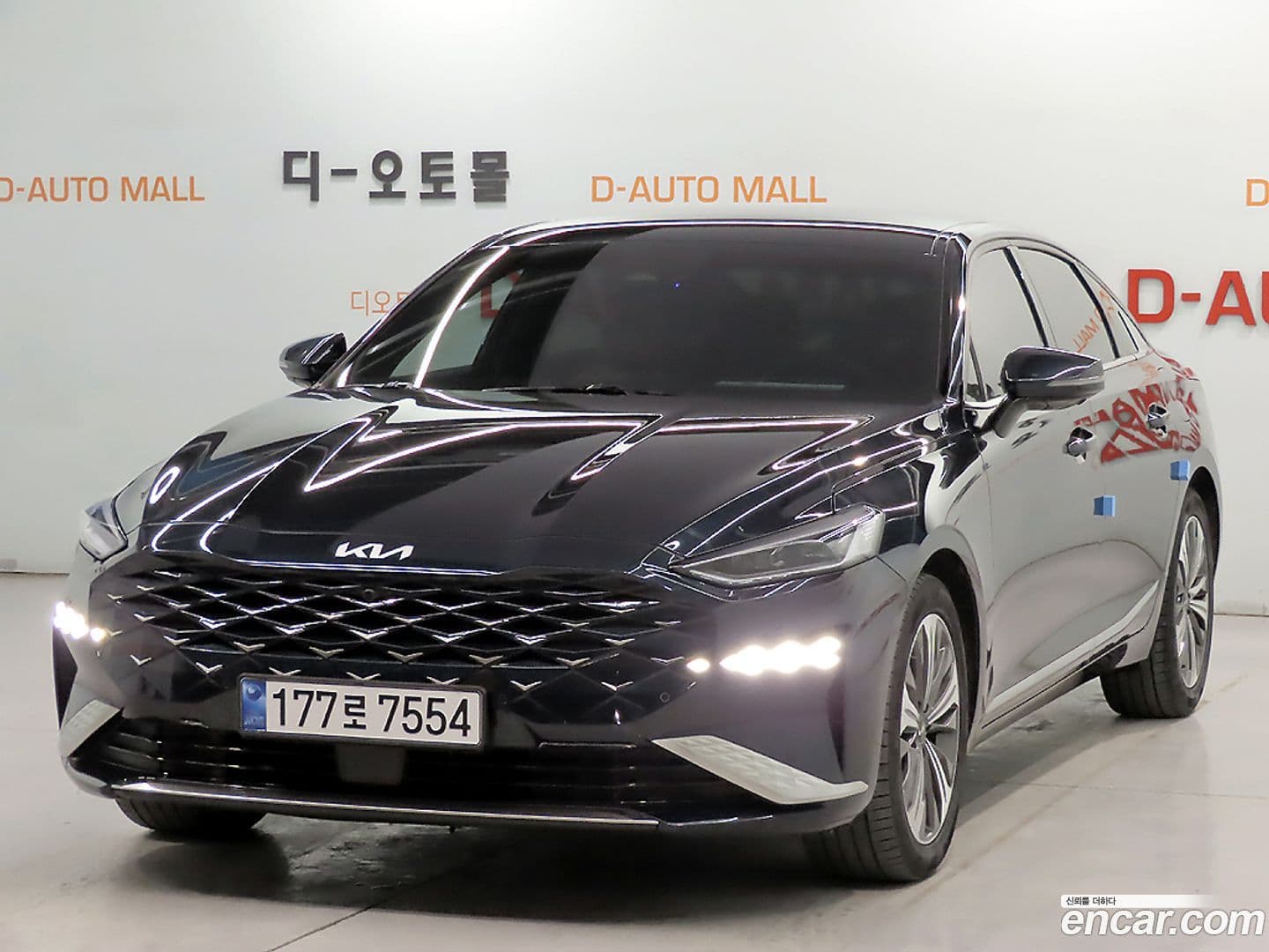Main__Slider__Photo:K8 Kia 2022.3-0