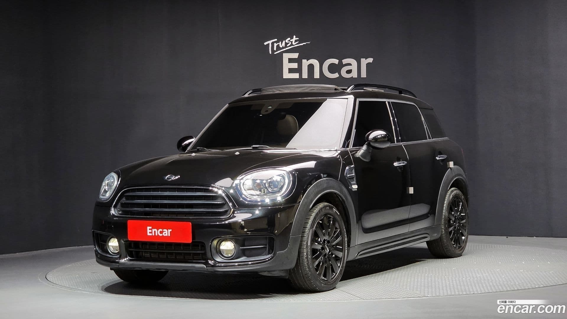 Main__Slider__Photo:Countryman Mini 2018.4-0