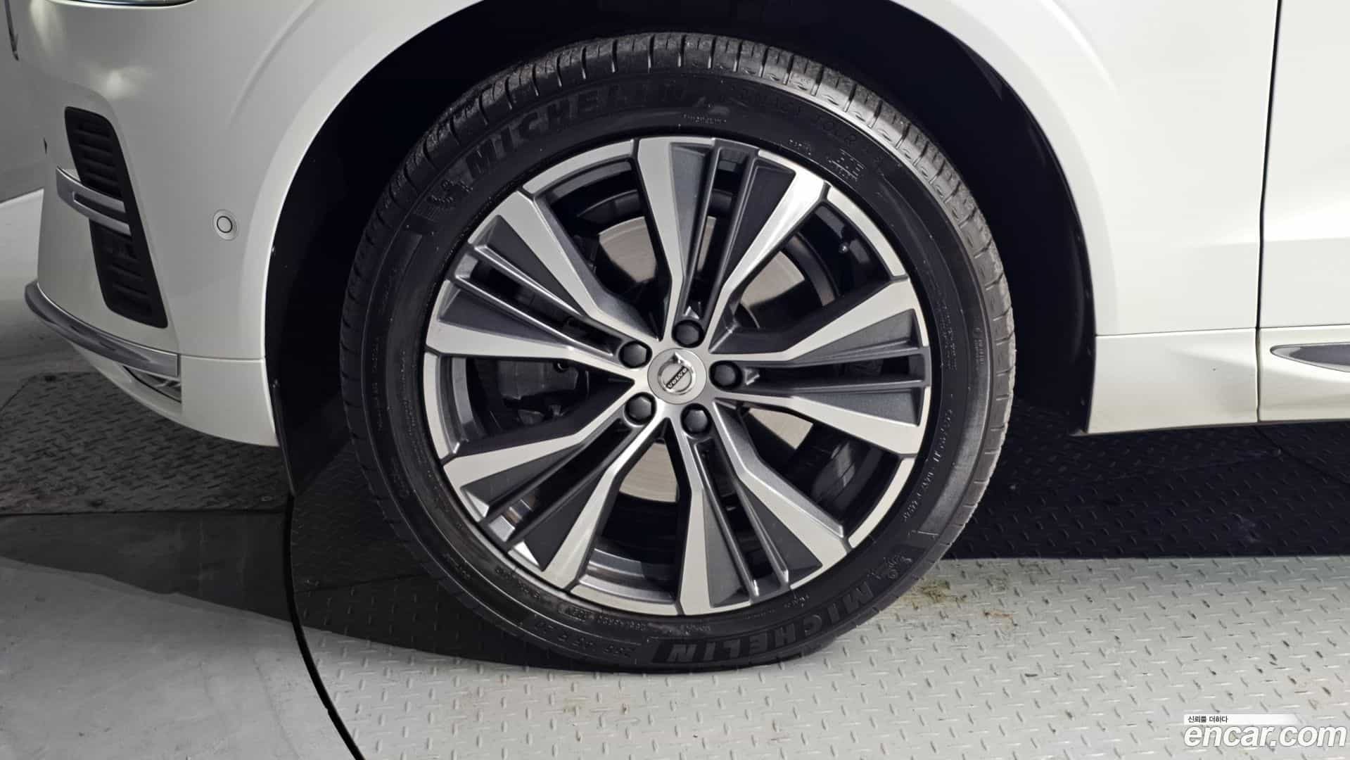 XC60 Volvo 2021.11-OUTER-005