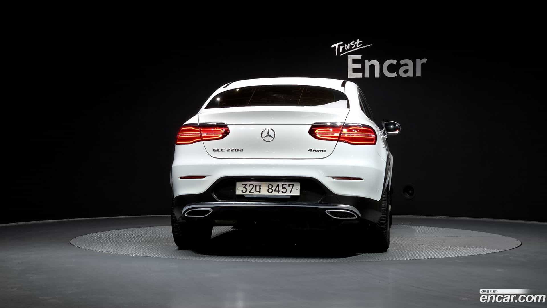 GLC-Class Mercedes-Benz 2018.3-OUTER-004