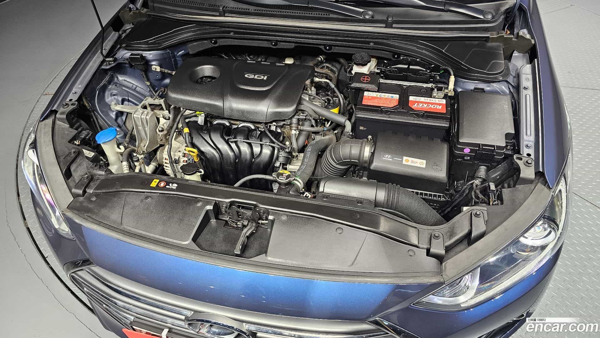 AVANTE Hyundai 2016.7-INNER-006
