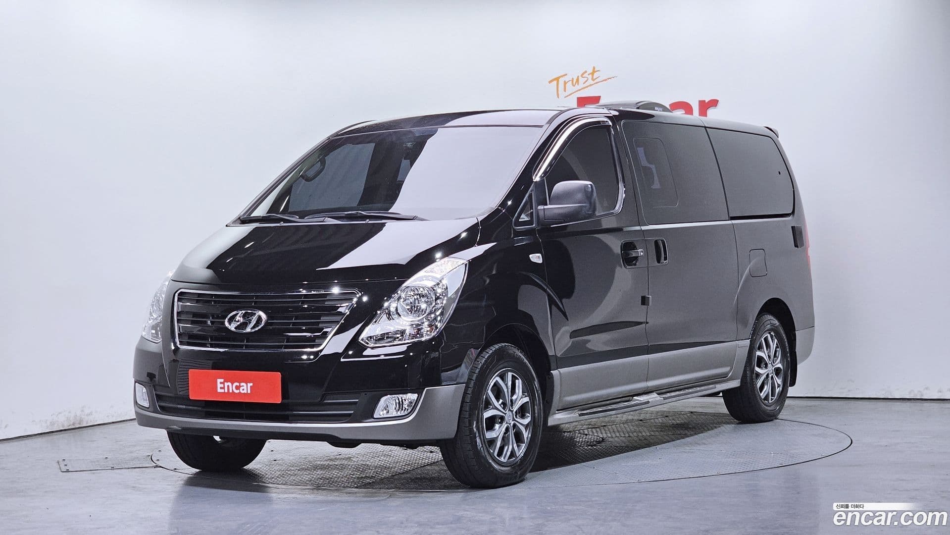 Main__Slider__Photo:Starex Hyundai 2017.0-0