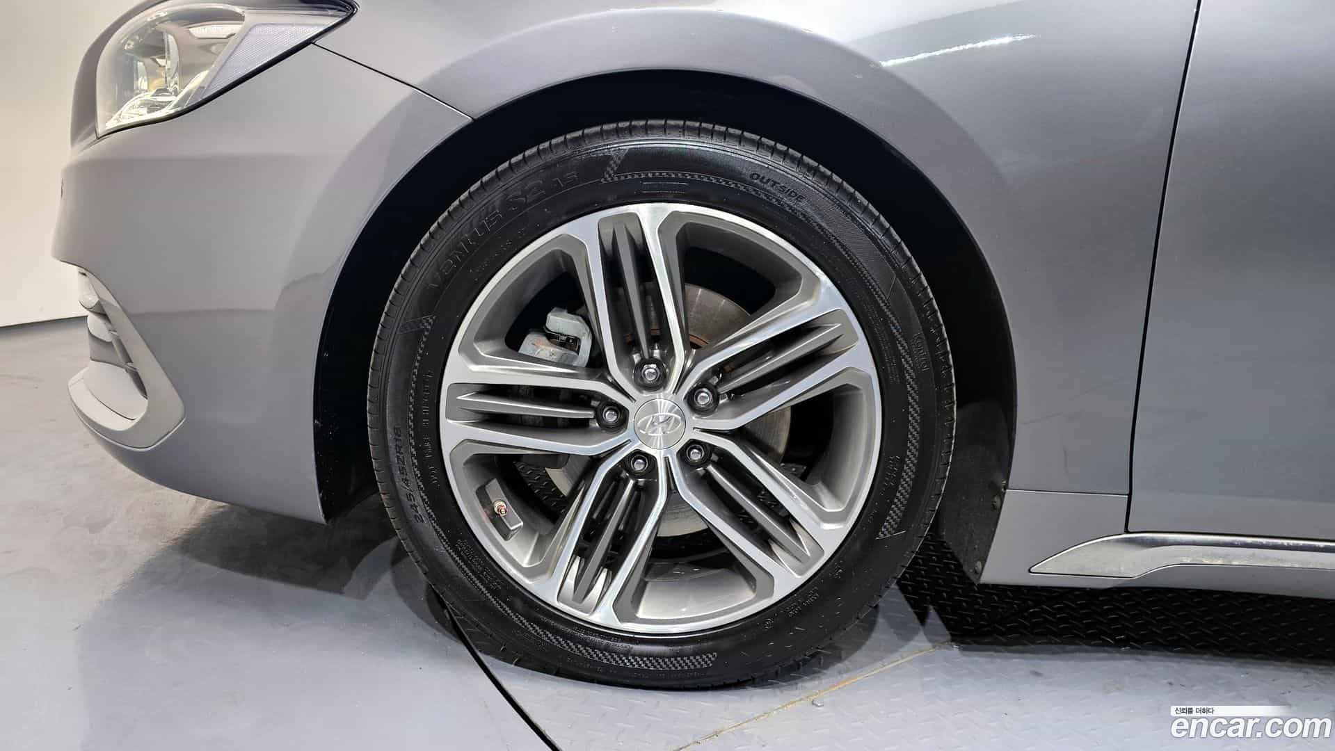 Grandeur Hyundai 2017.5-OUTER-005