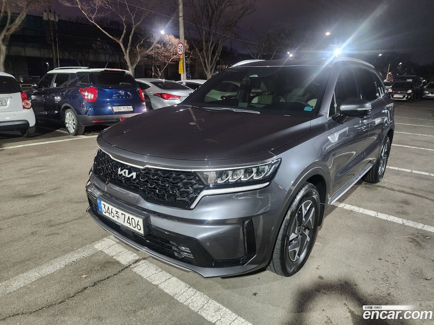 Main__Slider__Photo:Sorento Kia 2021.7-0