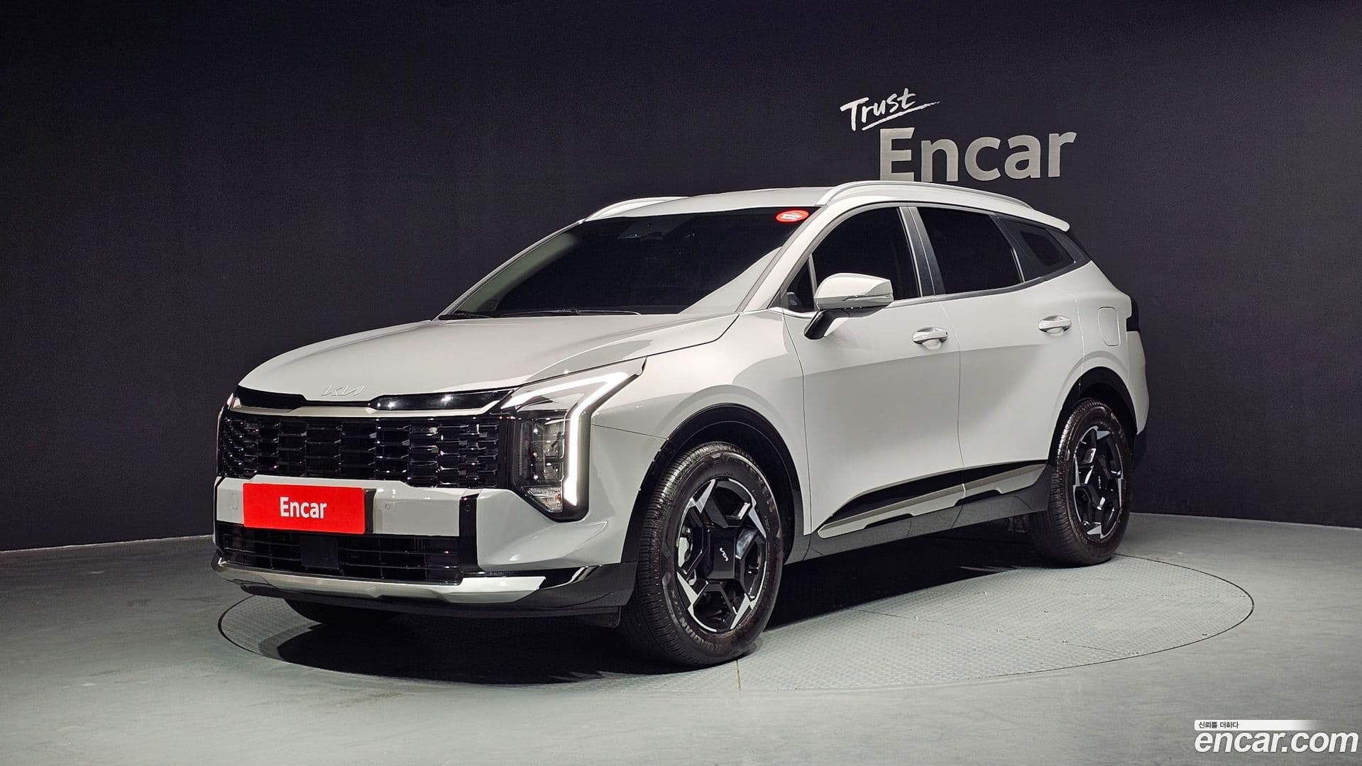 Main__Slider__Photo:Sportage Kia 2025.6-0