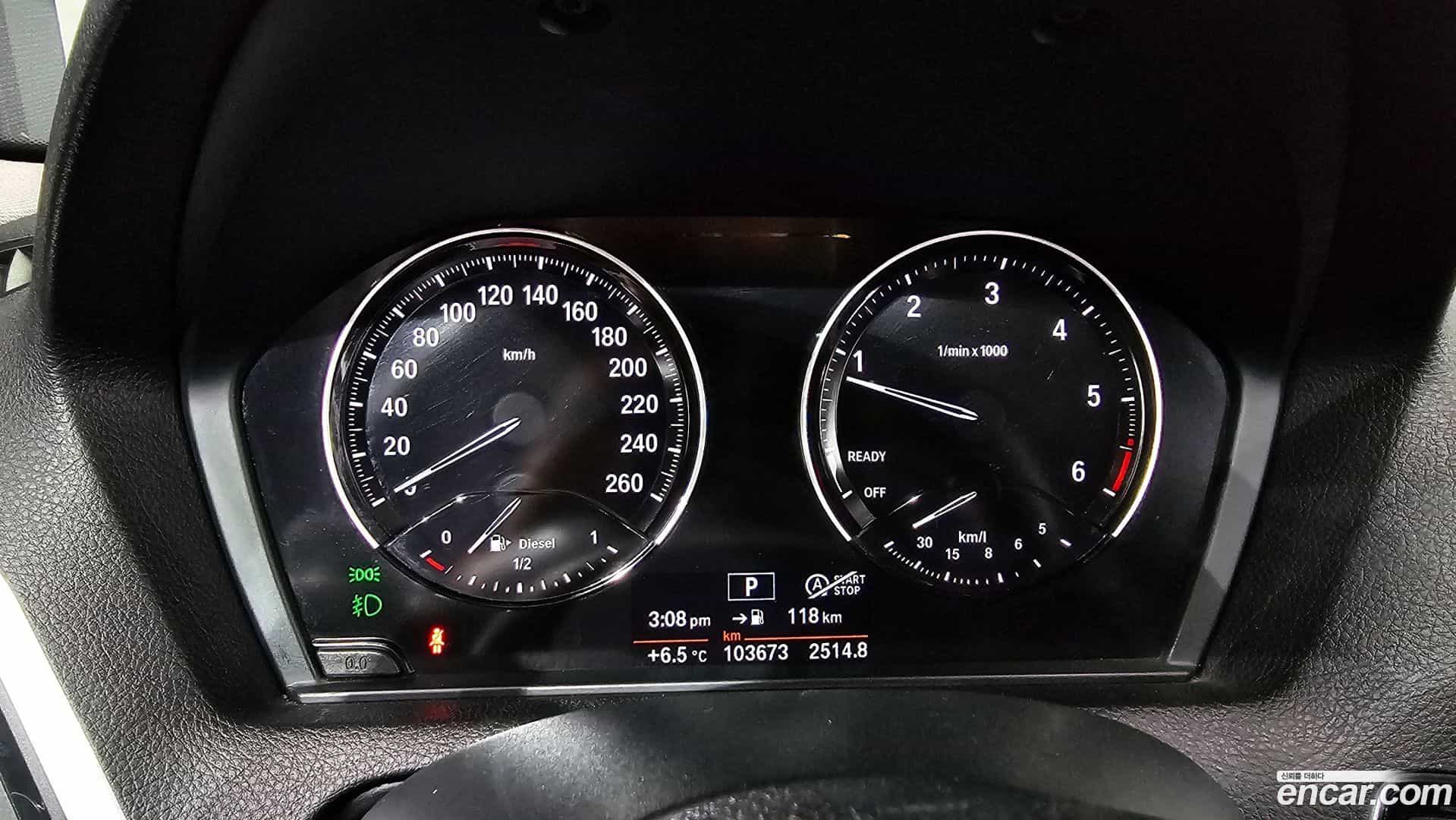 1-Series BMW 2018.11-INNER-008