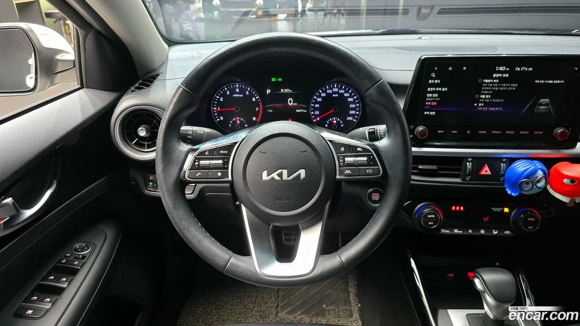 K3 Kia 2023.11-OPTION-018