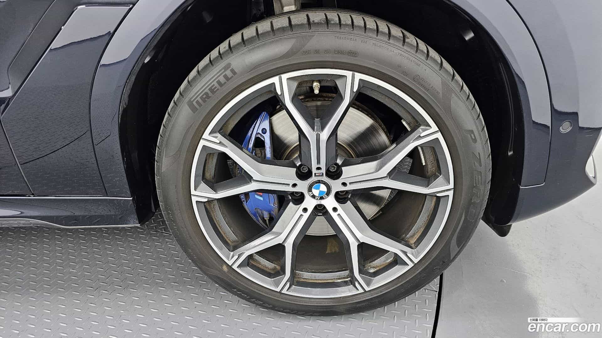 X6 BMW 2023.0-OUTER-005
