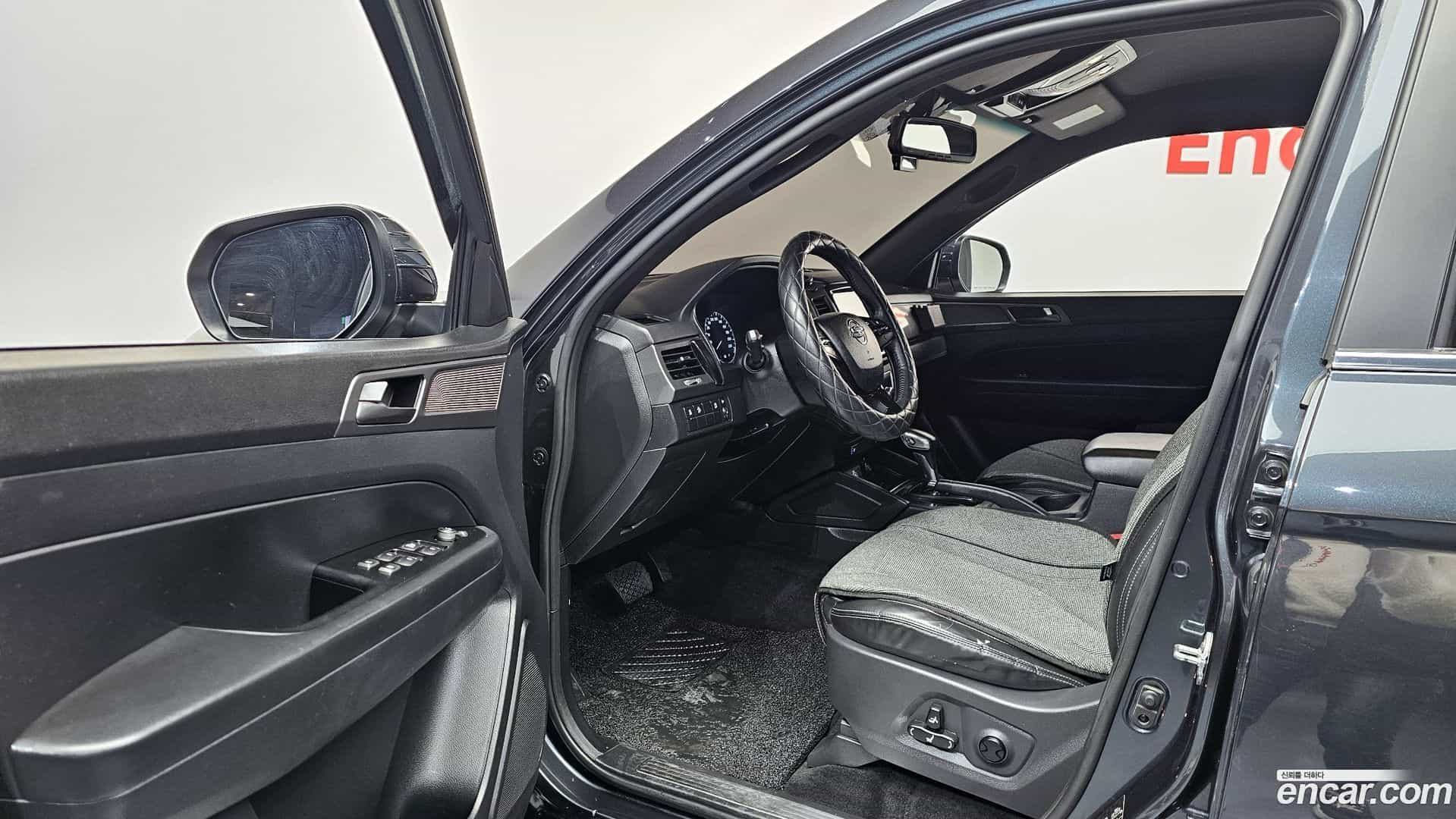 Rexton KG Mobility 2022.9-OPTION-015