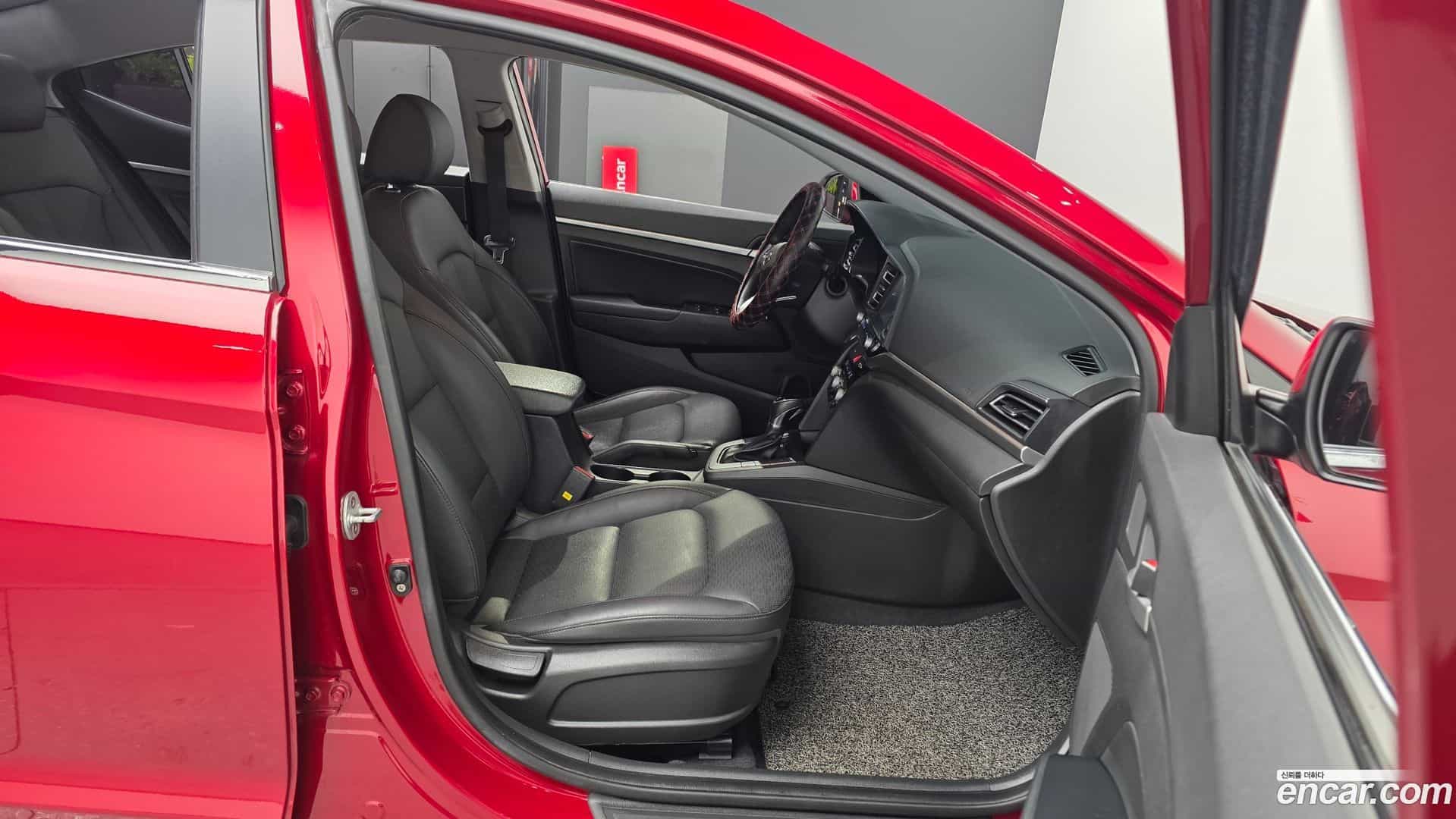 AVANTE Hyundai 2019.4-OPTION-015