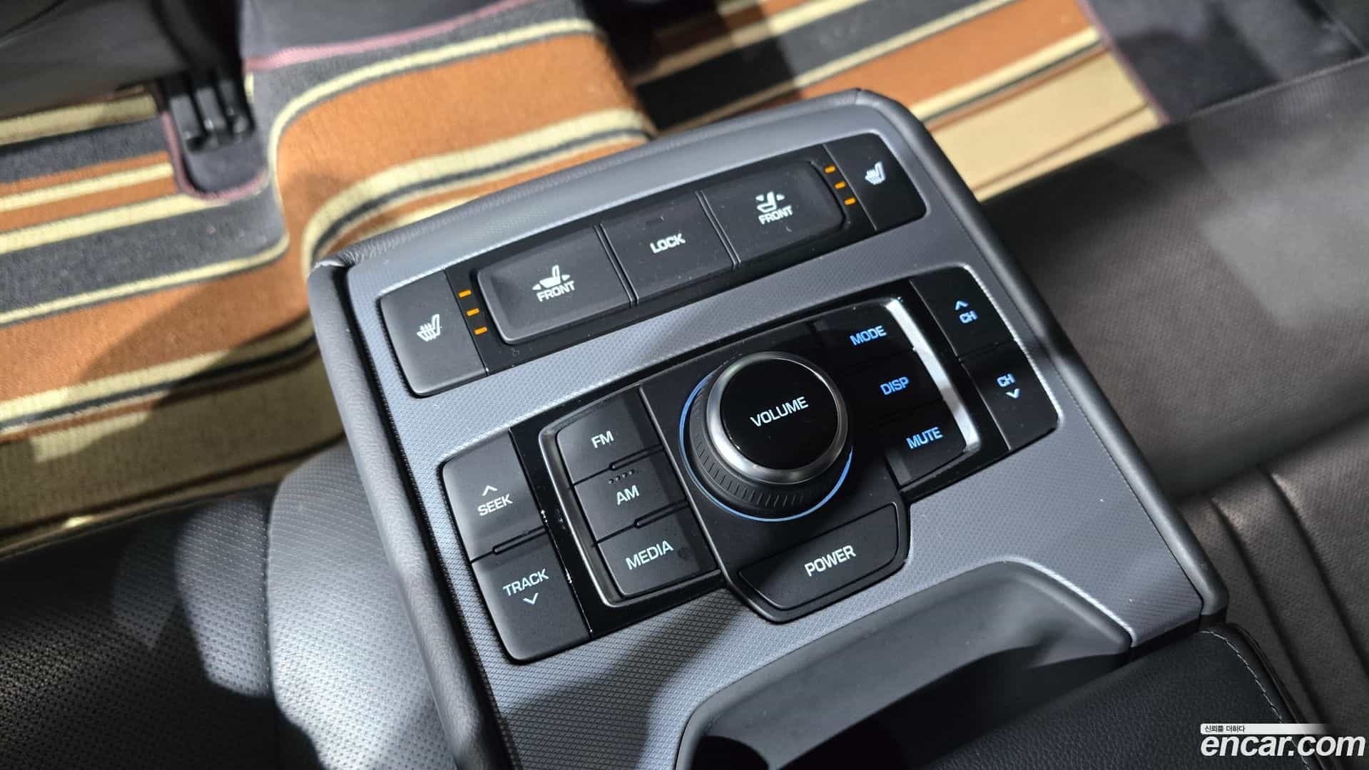 G80 Genesis 2018.0-OPTION-023