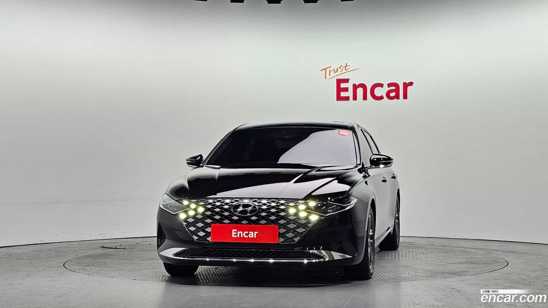 Grandeur Hyundai 2022.6-OUTER-003
