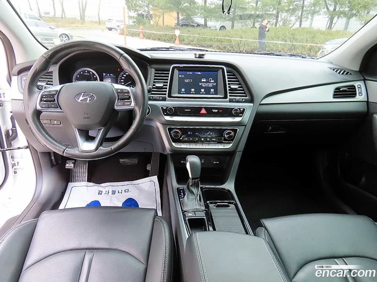 Sonata Hyundai 2017.5-INNER-007