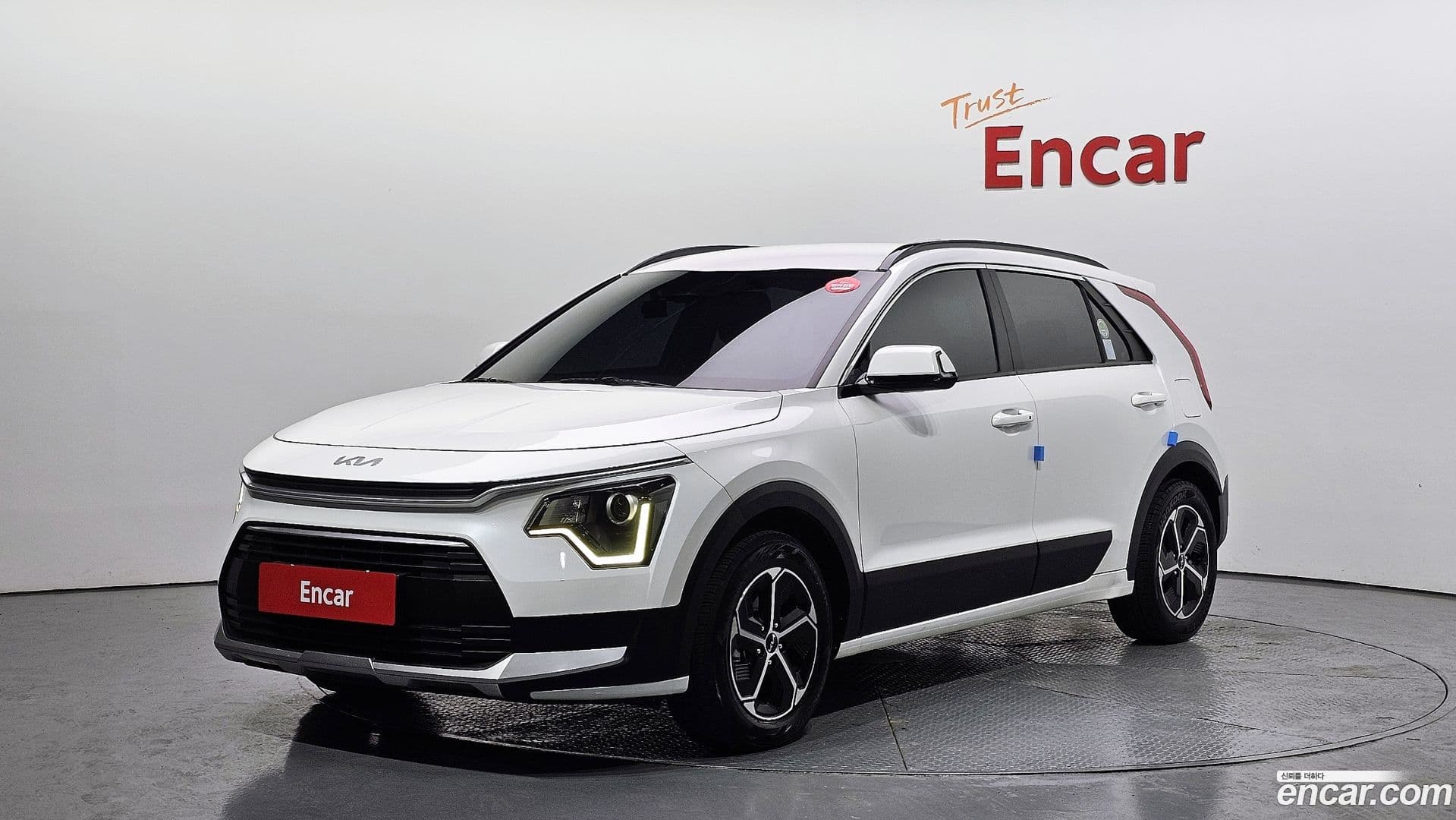 Main__Slider__Photo:Niro Kia 2022.3-0