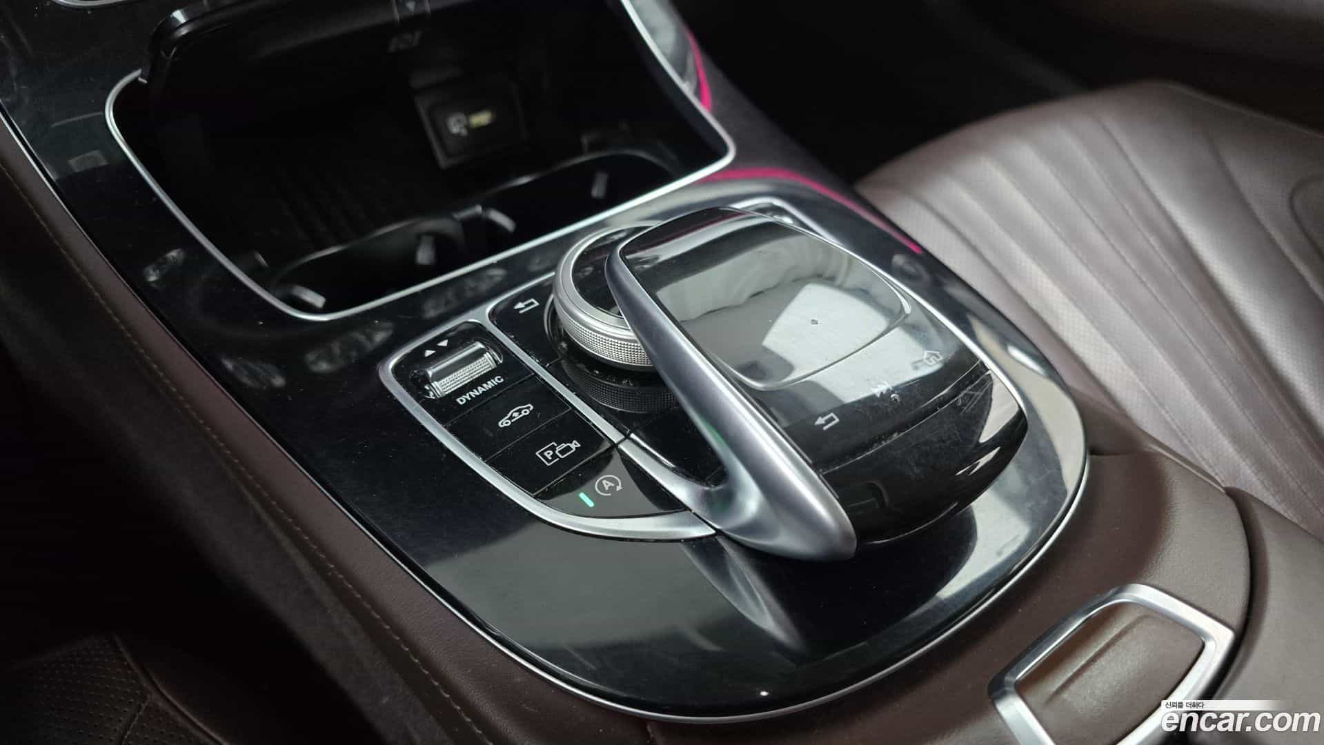 CLS-Class Mercedes-Benz 2019.11-OPTION-020
