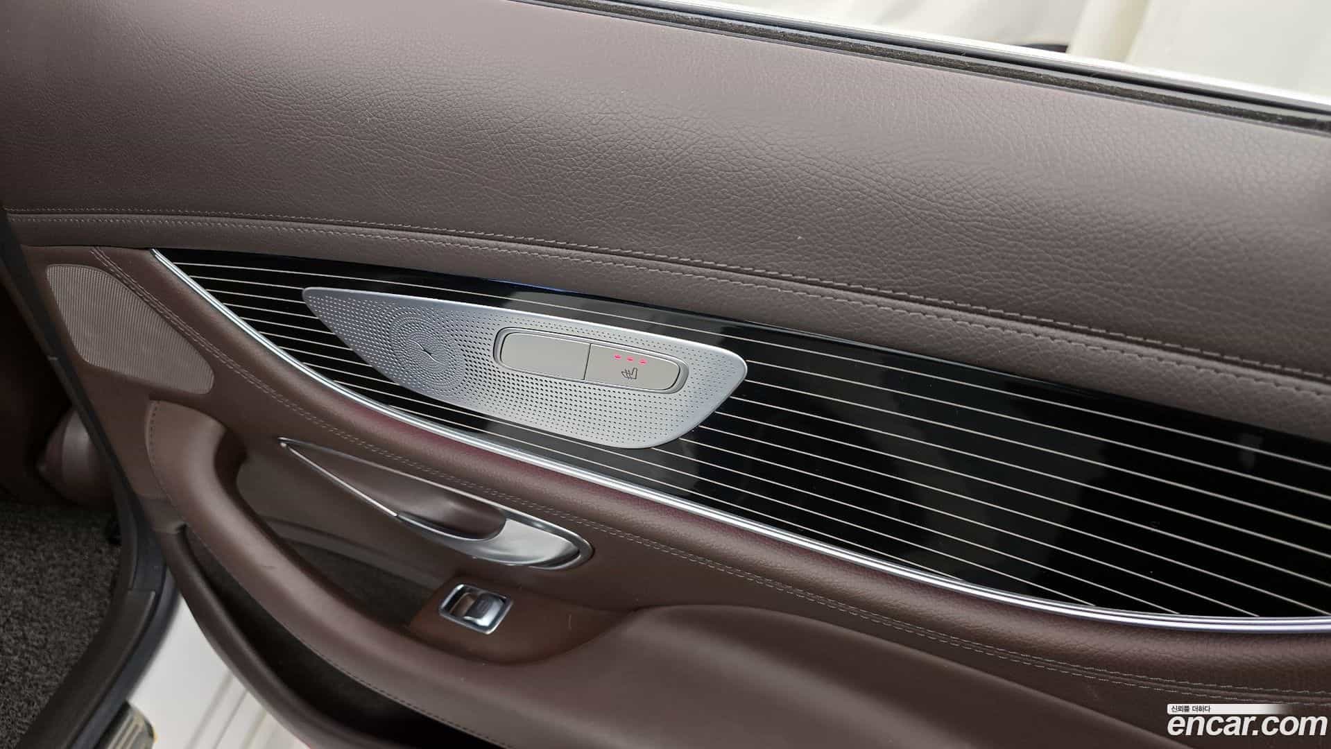 CLS-Class Mercedes-Benz 2019.11-OPTION-023