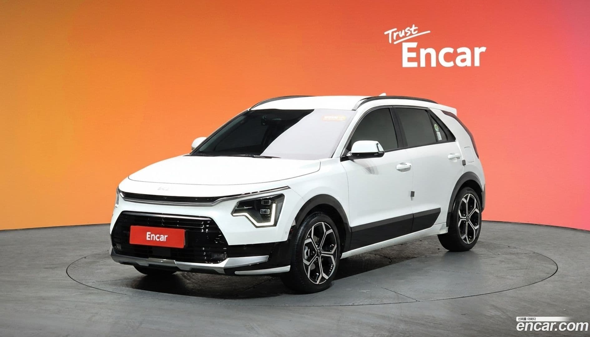 Main__Slider__Photo:Niro Kia 2022.4-0