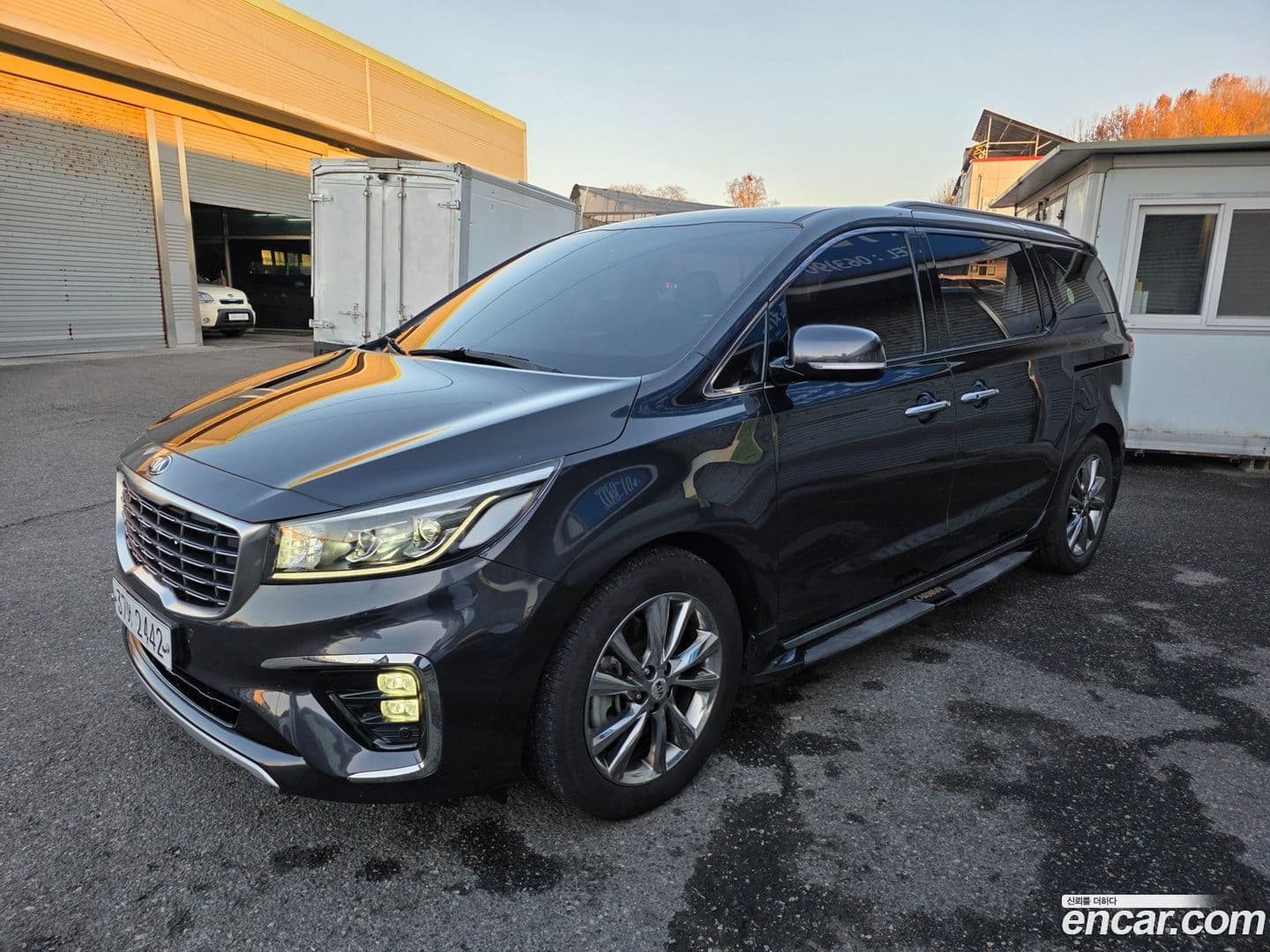 Main__Slider__Photo:Canival Kia 2018.8-0