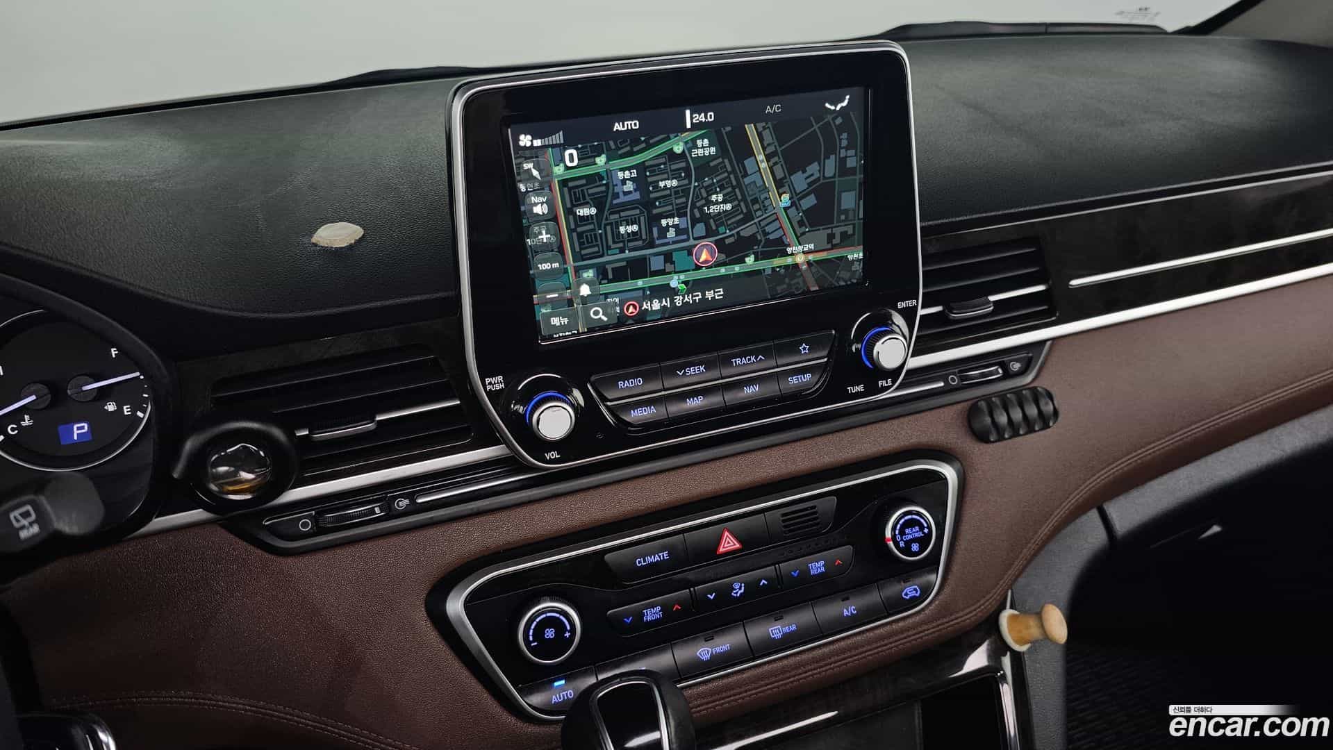 Starex Hyundai 2020.8-OPTION-018