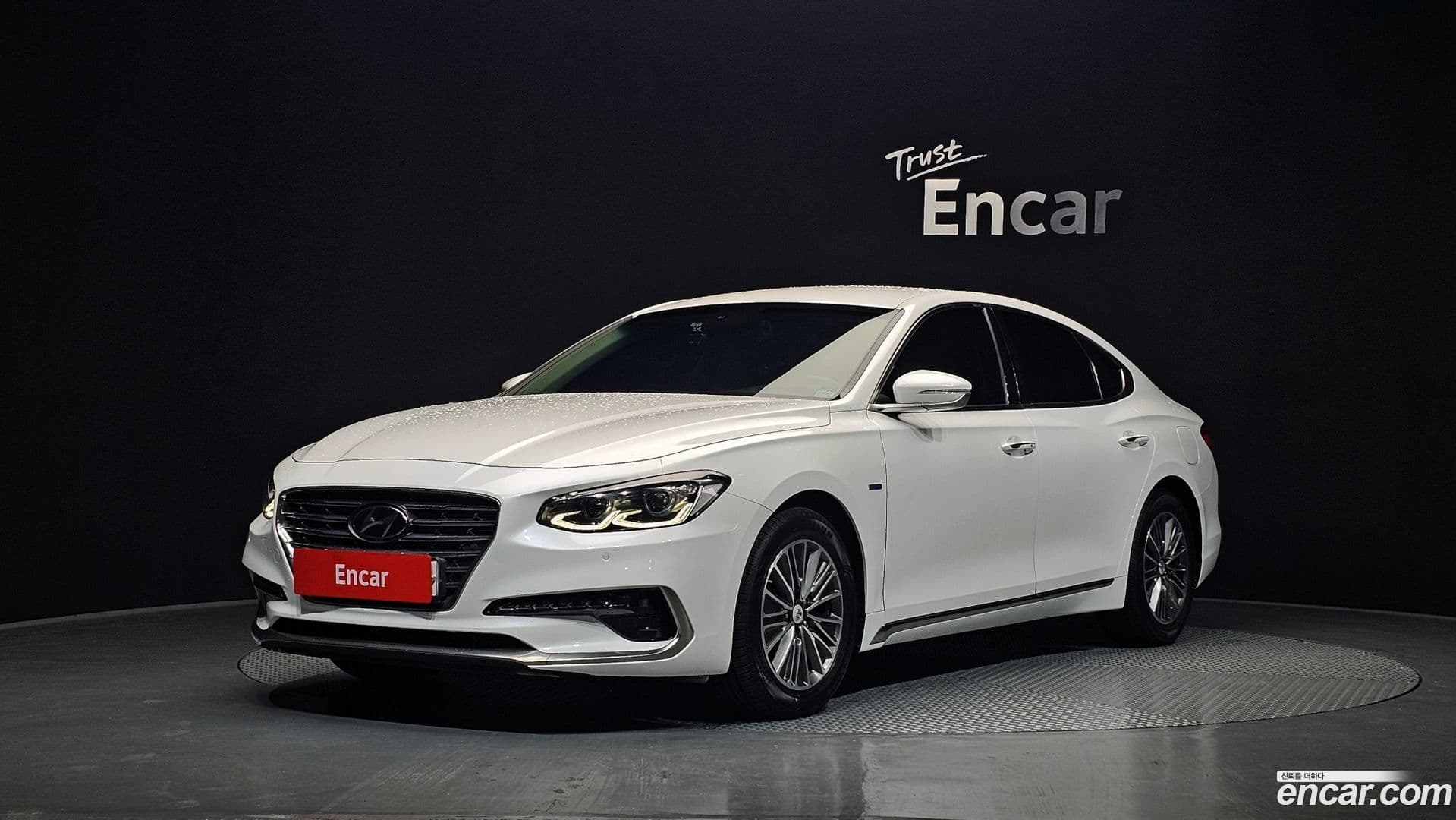 Main__Slider__Photo:Grandeur Hyundai 2018.5-0