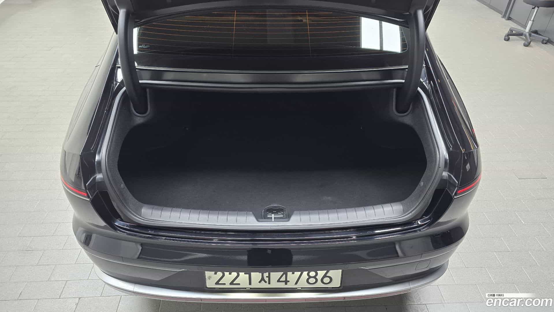 Grandeur Hyundai 2023.3-OPTION-024