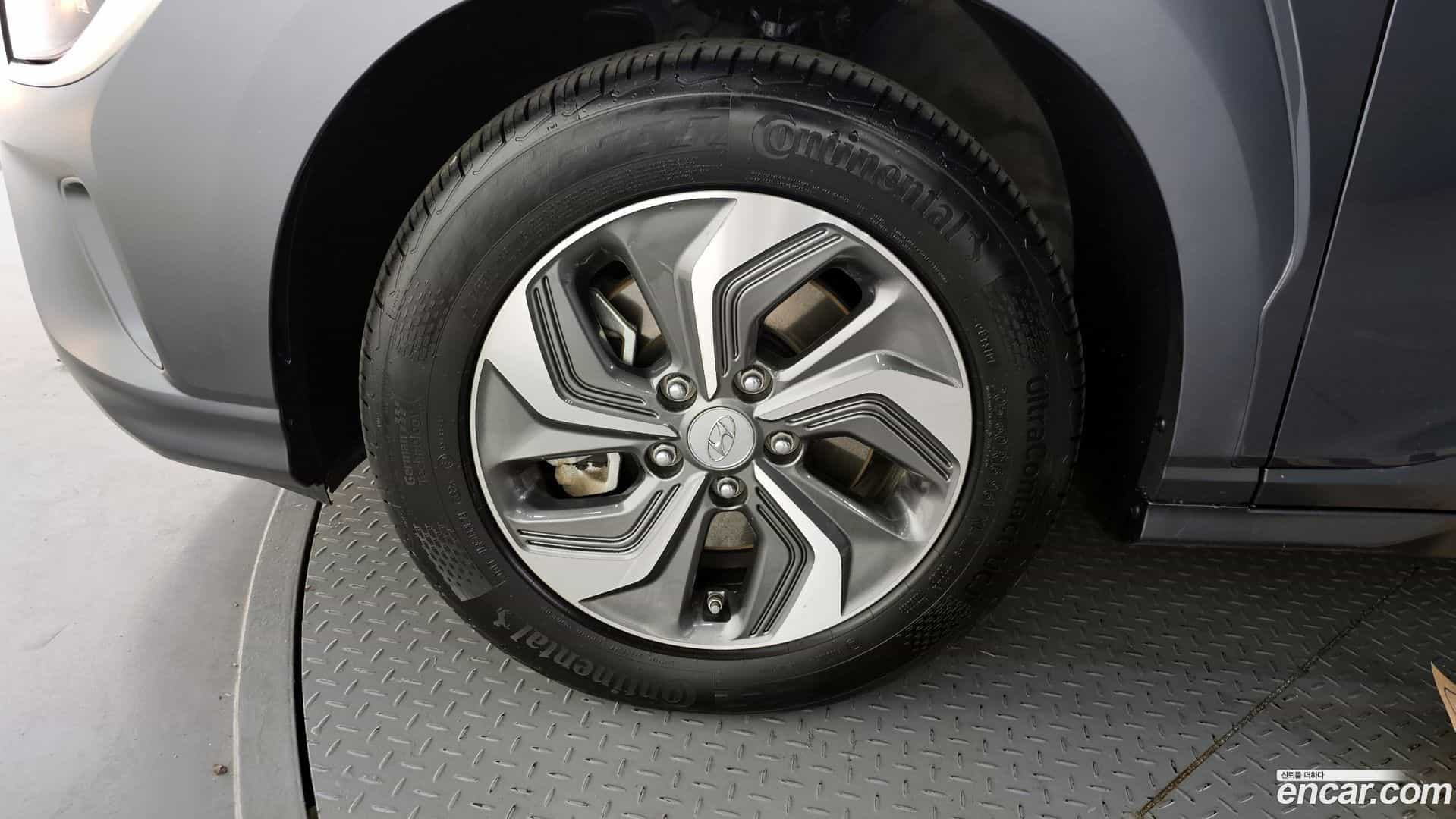 Kona Hyundai 2021.9-OUTER-005