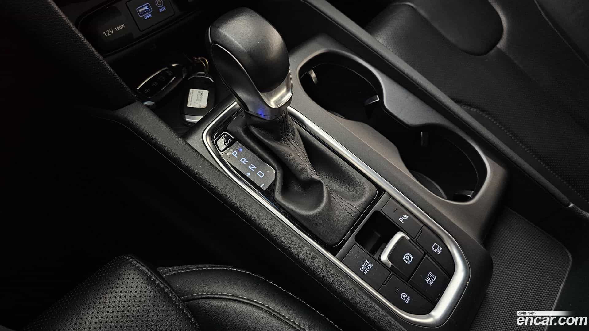 Santafe Hyundai 2019.1-INNER-009