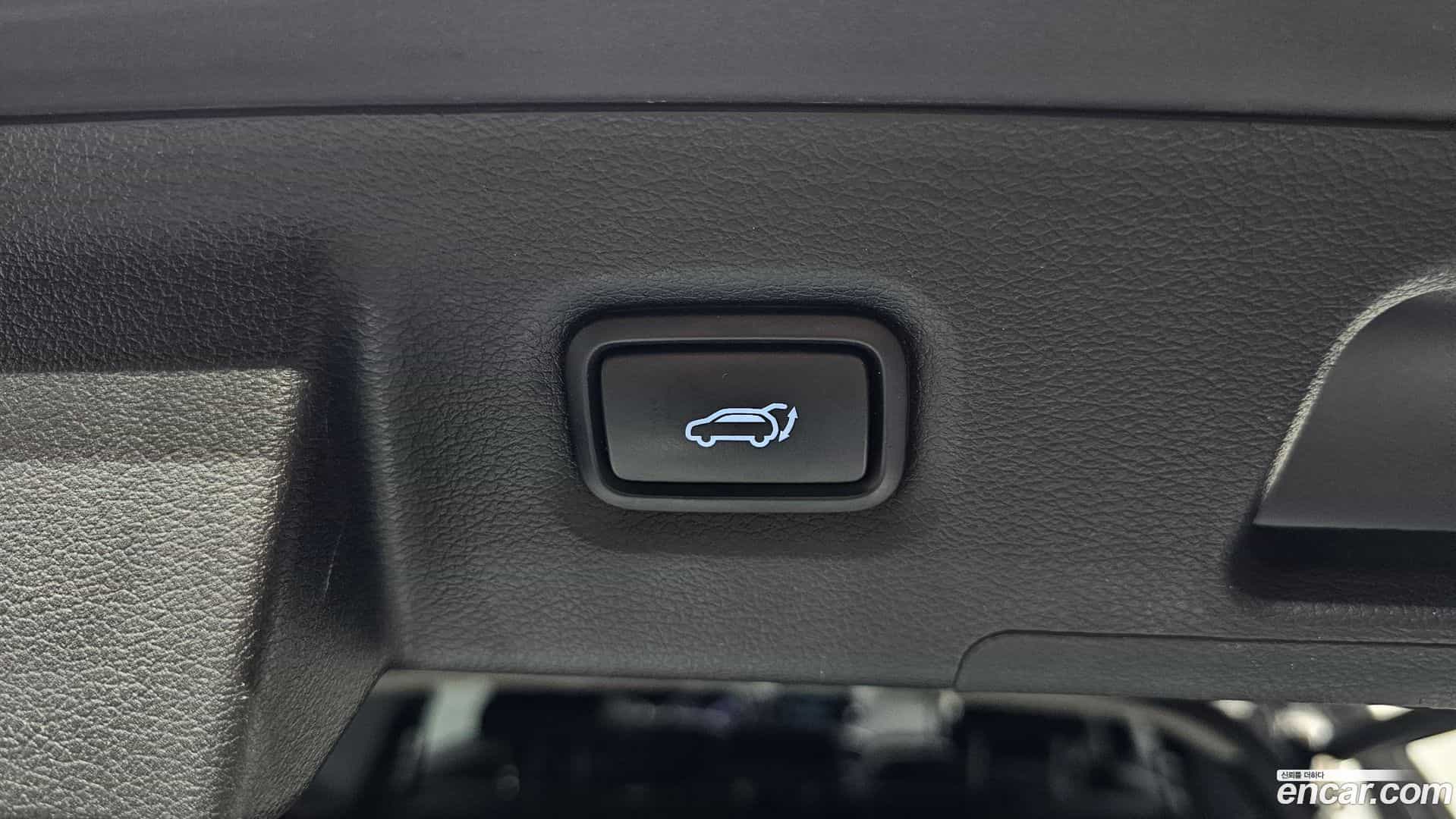 Santafe Hyundai 2019.1-OPTION-024