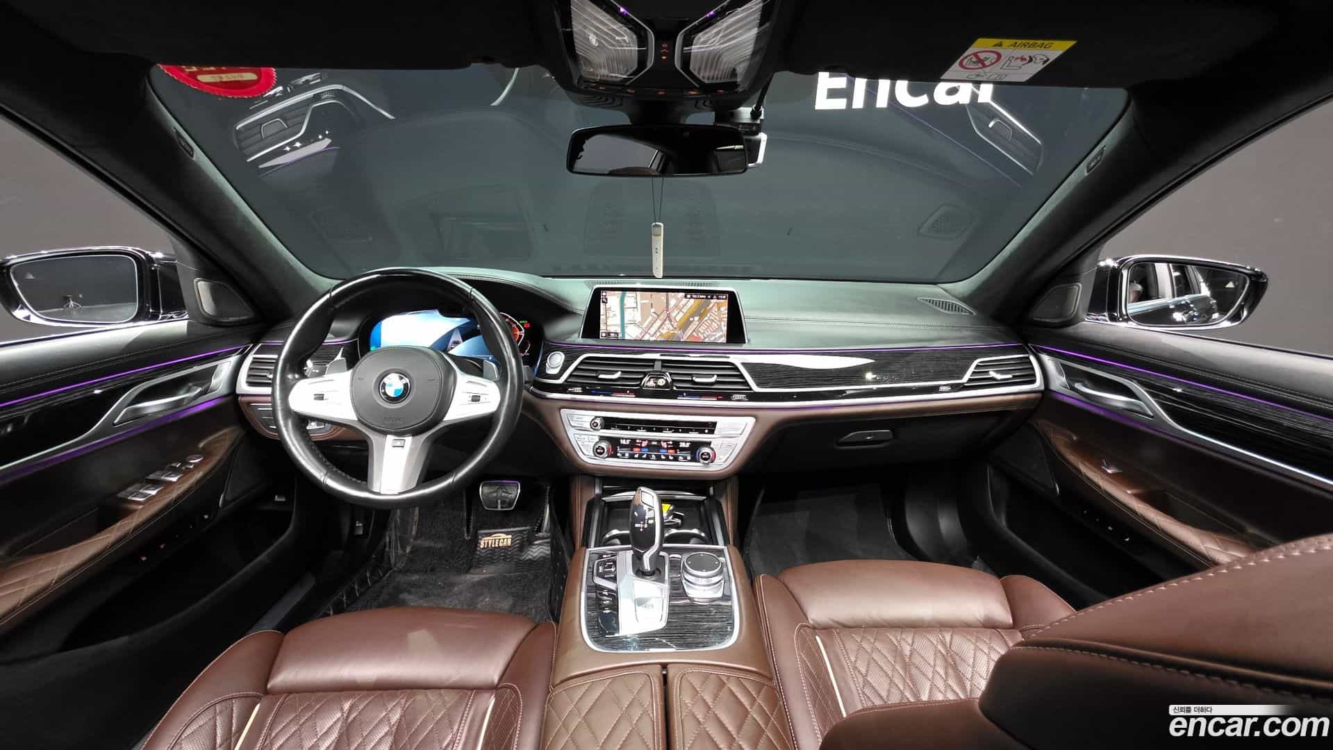7-Series BMW 2021.0-INNER-007