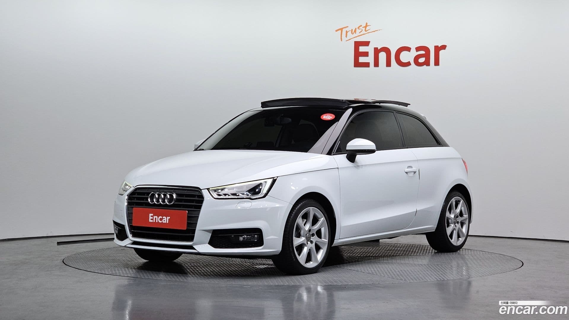 Main__Slider__Photo:A1 Audi 2015.10-0