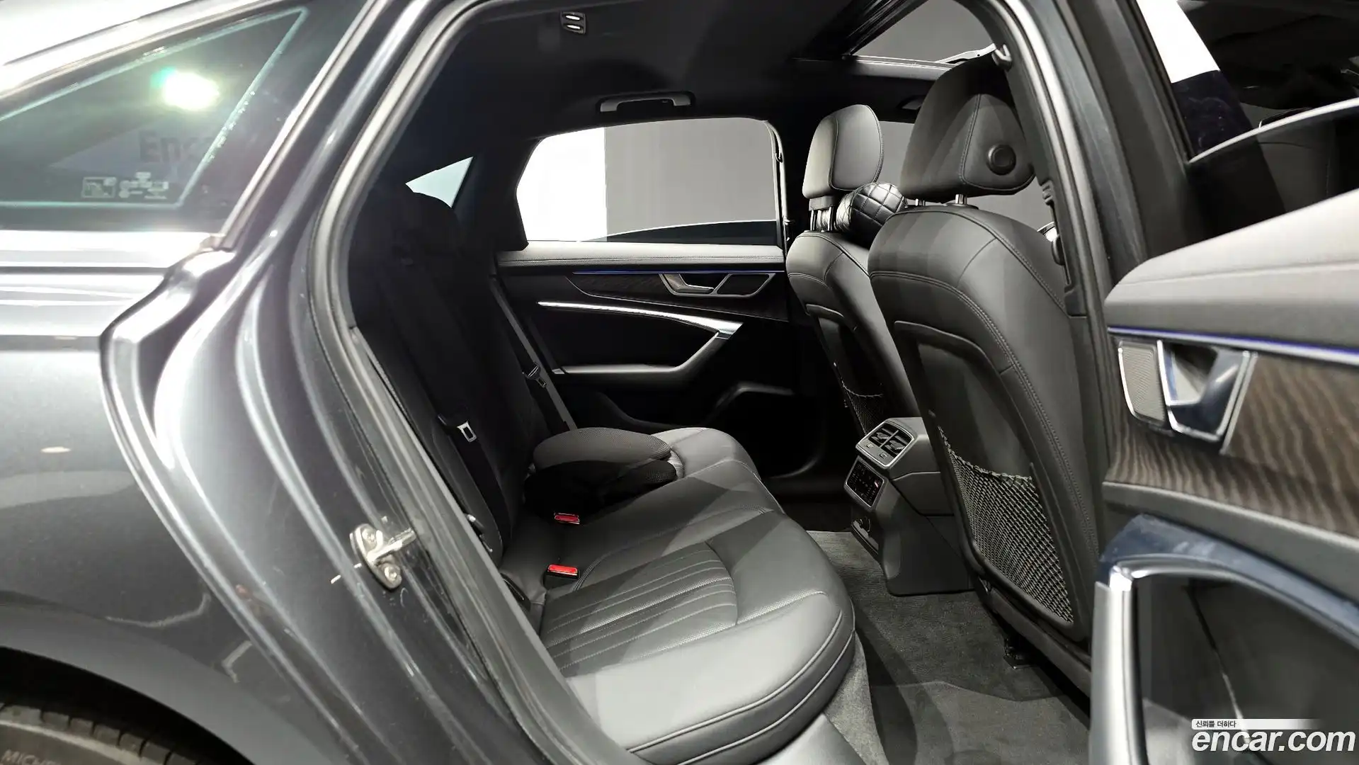 A6 Audi 2020.11-OPTION-016