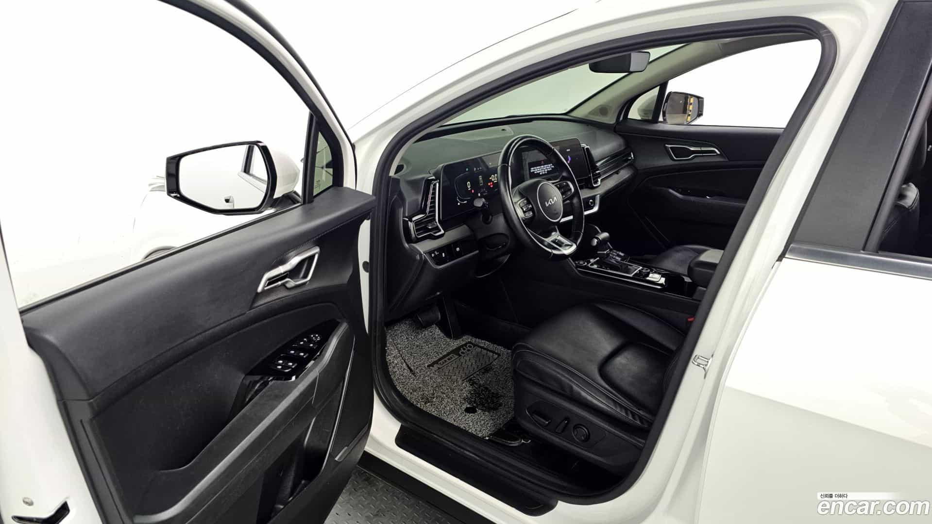 Sportage Kia 2023.8-INNER-010