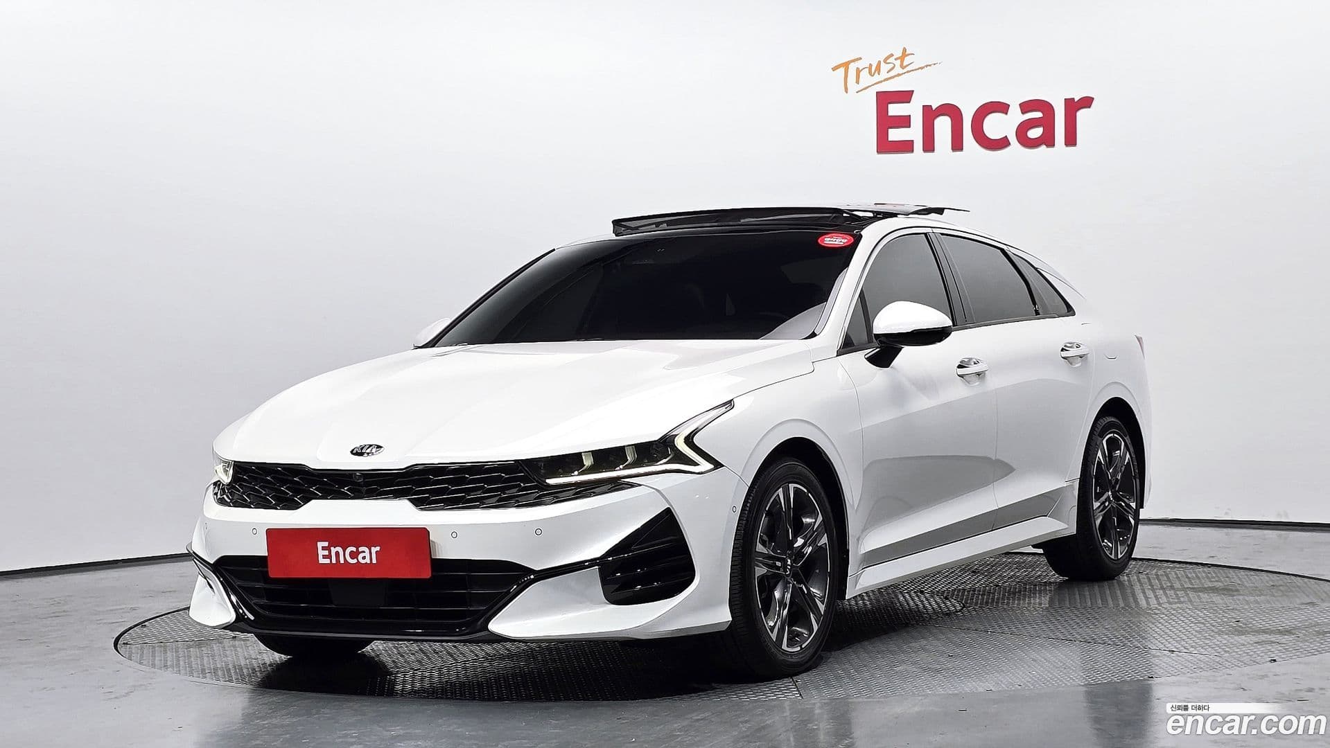 Main__Slider__Photo:K5 Kia 2020.6-0