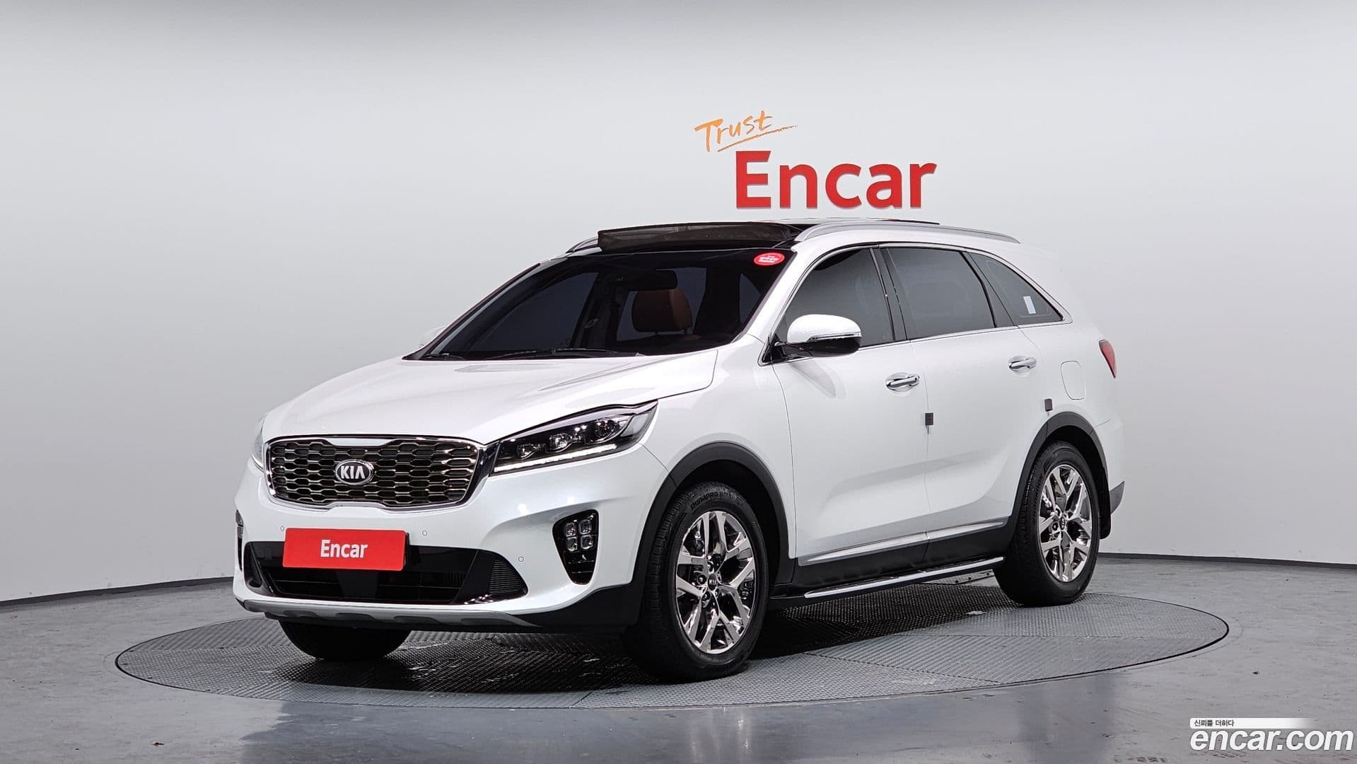 Main__Slider__Photo:Sorento Kia 2019.10-0