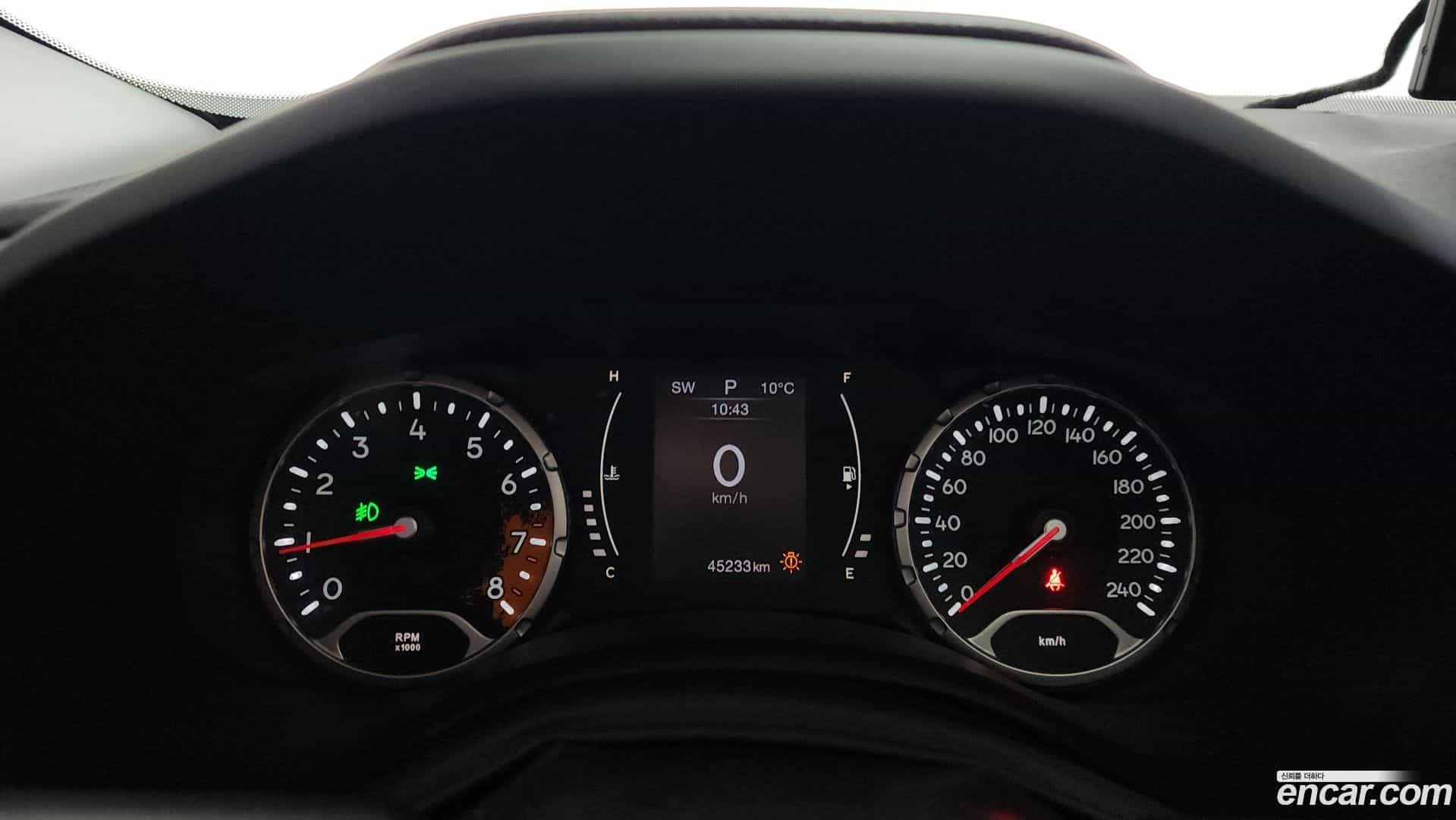 Renegade Jeep 2015.11-INNER-008