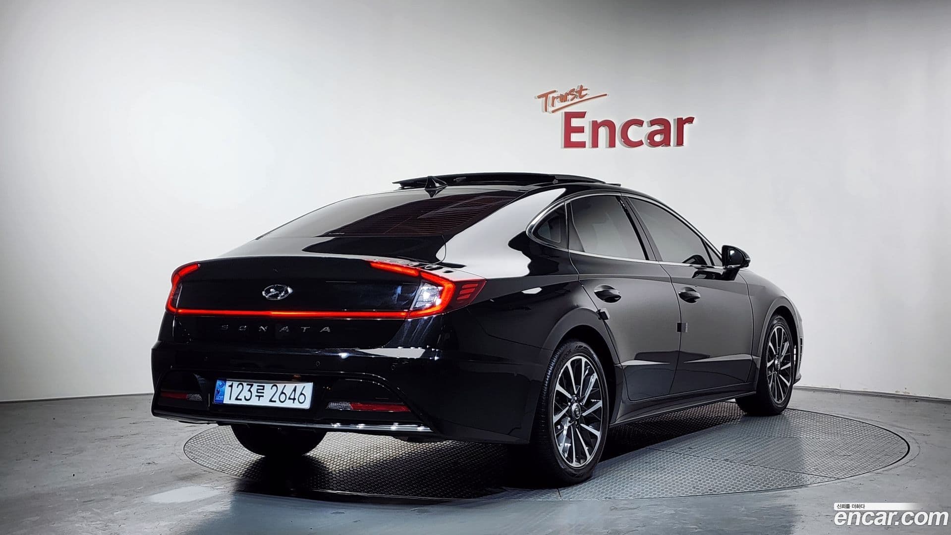 Main__Slider__Photo:Sonata Hyundai 2019.10-1