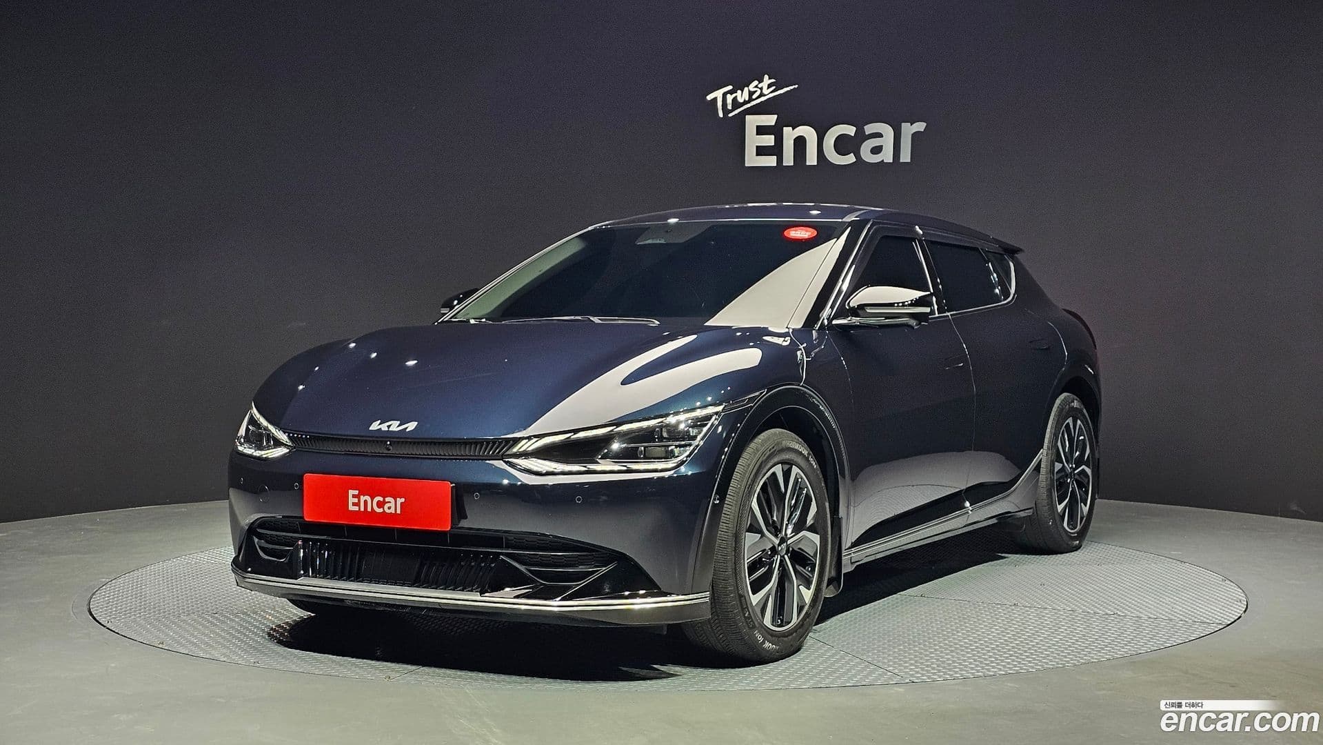 Main__Slider__Photo:EV6 Kia 2023.5-0