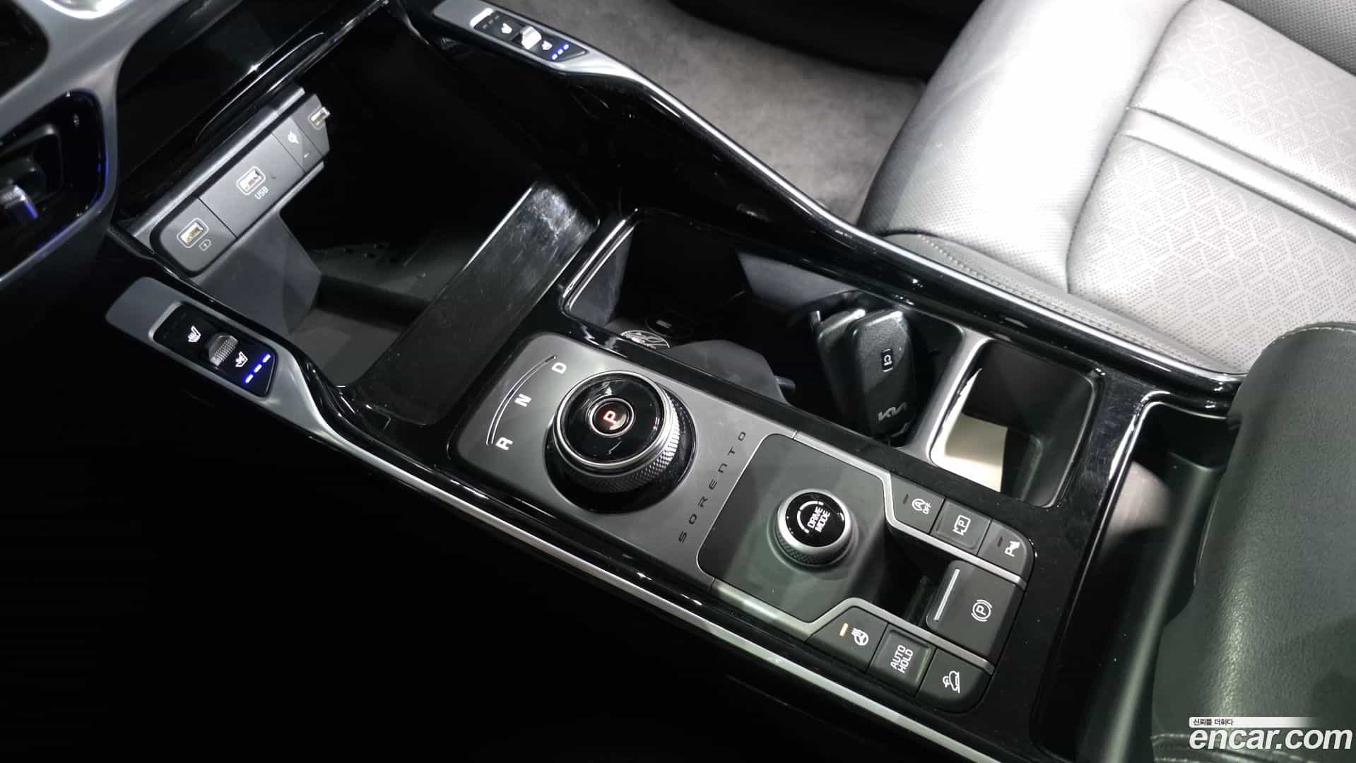 Sorento Kia 2022.8-INNER-009